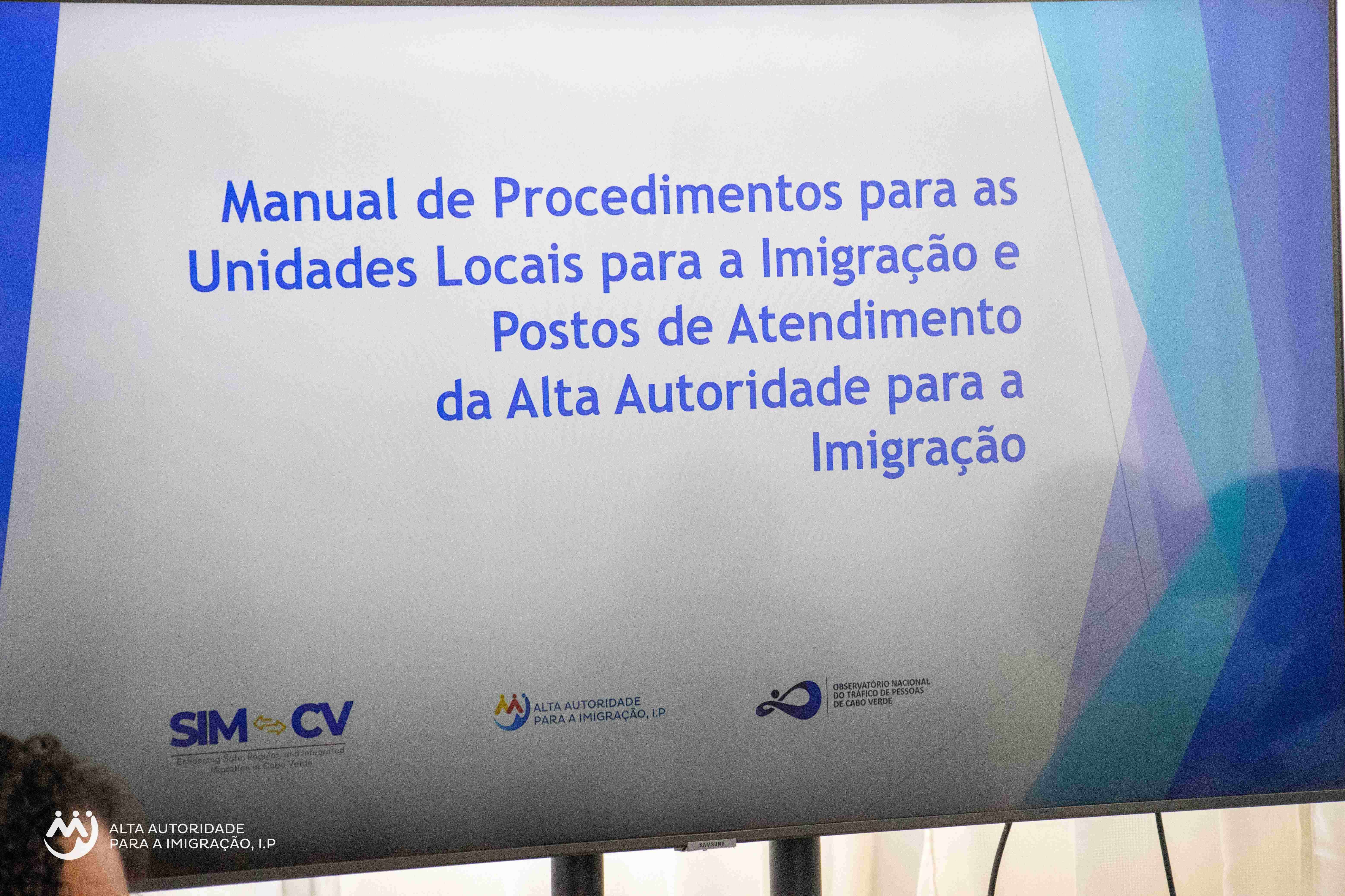 Encontro_de_socialização_da_versão_preliminar_do_Manual_de_Procedimentos_dos_serviços_de_atendimento_da_Alta_Autoridade_para_a_Imigração_capa.jpg